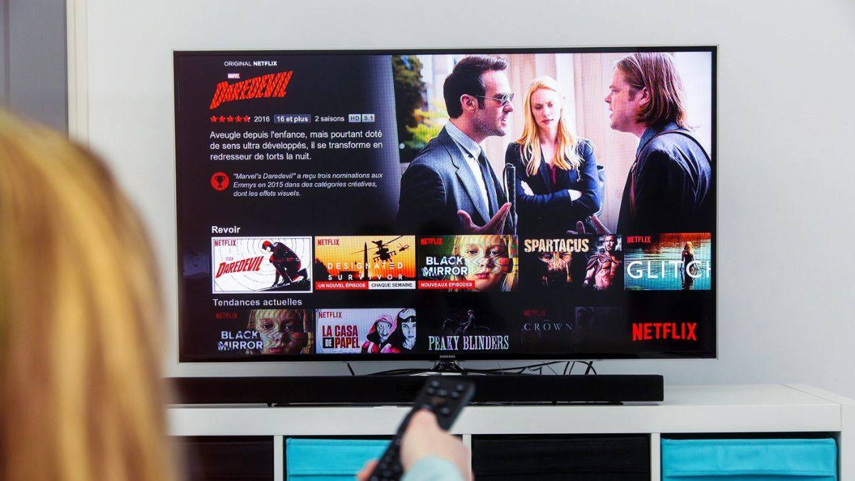 Cách thoát tài khoản Netflix trên TV đơn giản nhanh nhất 7 Bước 1: Khởi động ứng dụng Netflix trên TV của bạn