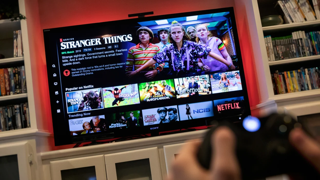 Tận dụng ngay chiếc máy chơi game chuyên dụng để truy cập ứng dụng Netflix trên TV 